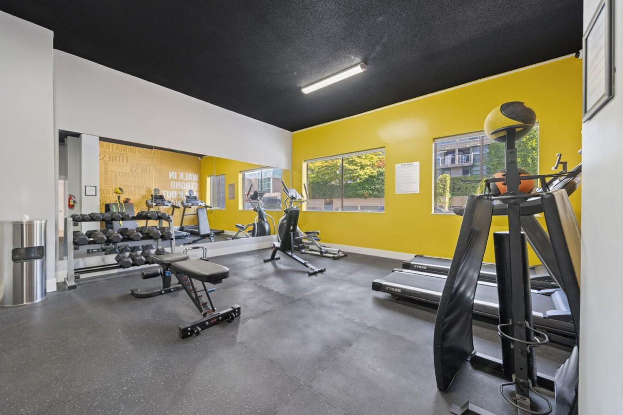 1655 Haro Apartments - Photo 3 of 50