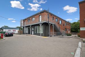 featured image of 236 Margaret Ave