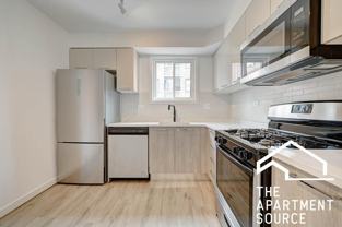 7621 N Sheridan Rd #2H - Photo 1 of 1