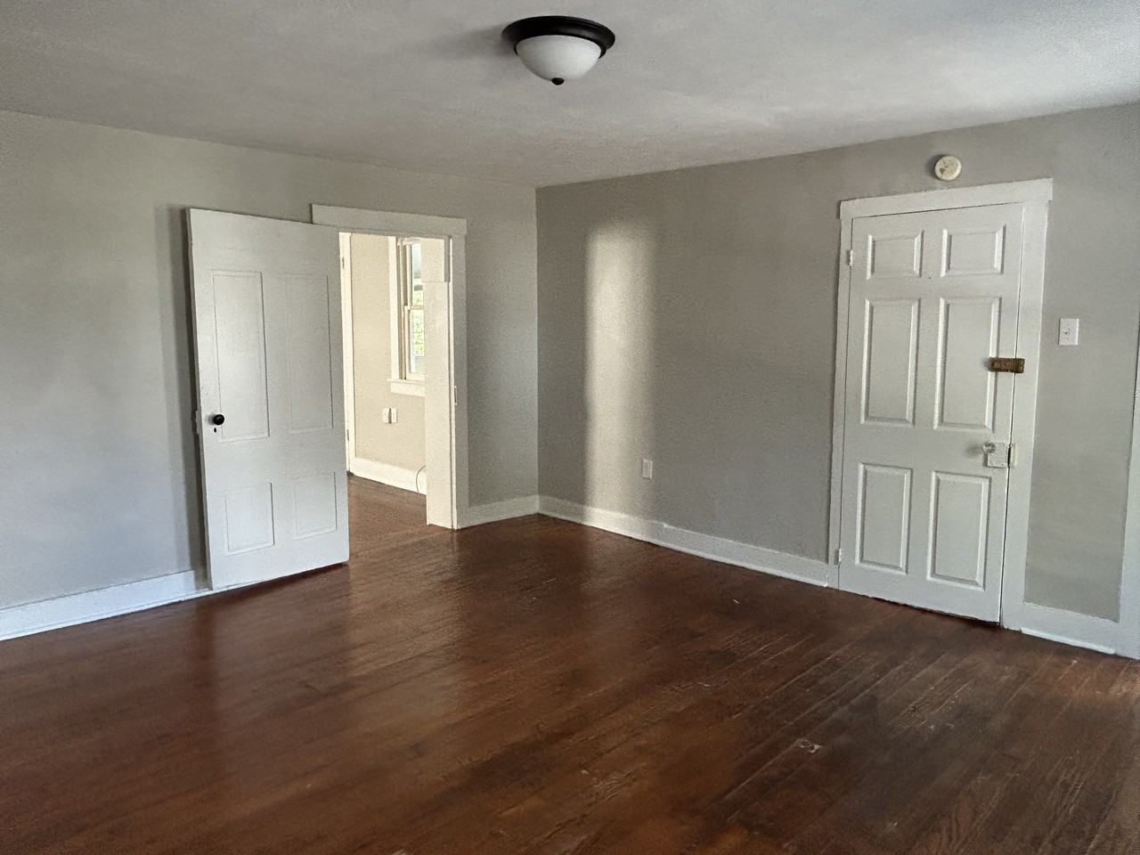 714 S Cameron St #2 - Photo 5 of 6