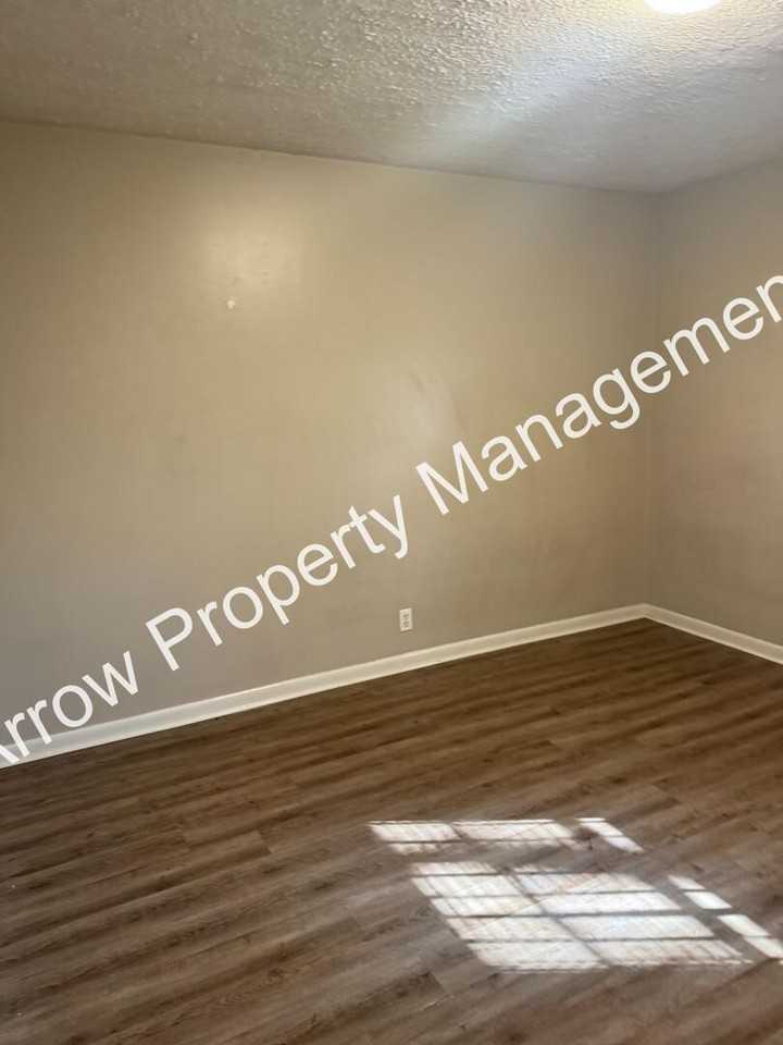 120 Mckinley St #A - Photo 5 of 6