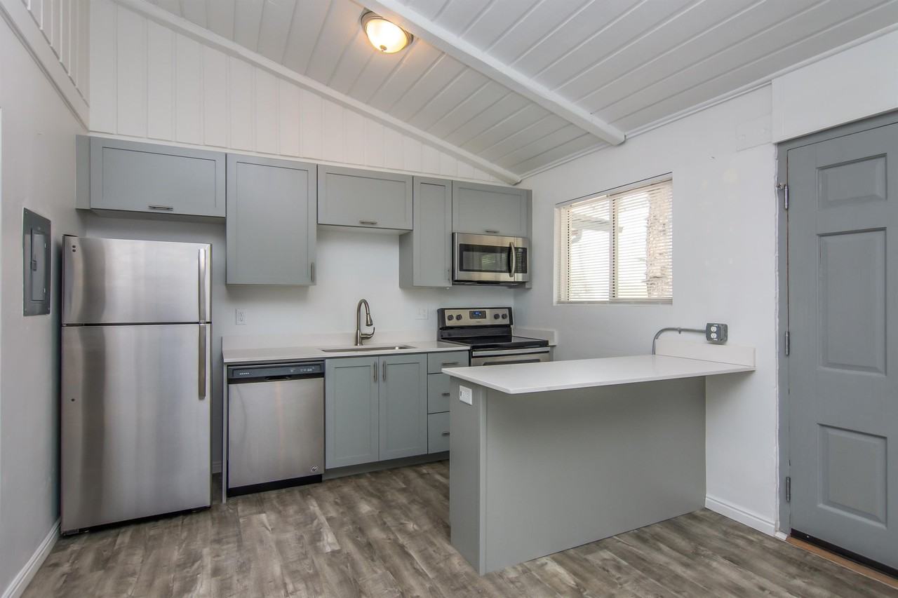 2570 E St #2570-3 - Photo 7 of 23
