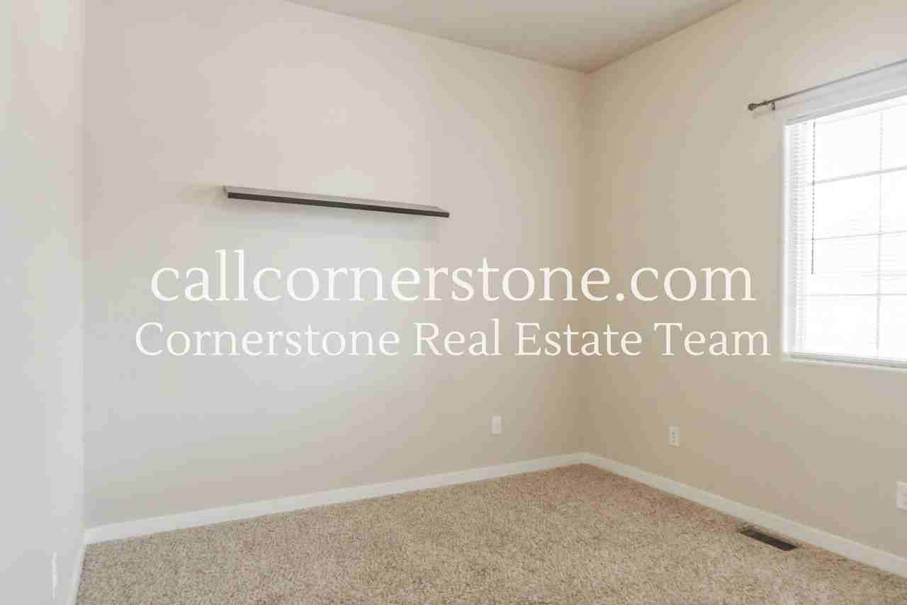 7406 Willow Pines Pl - Photo 3 of 32
