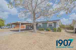 featured image of 2516 Queensbury Rd