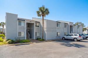 featured image of 101 Old Ferry Rd #34A