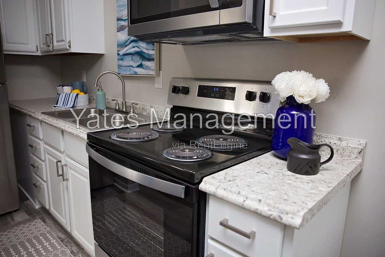1301 W Sandusky St #F - Photo 2 of 20