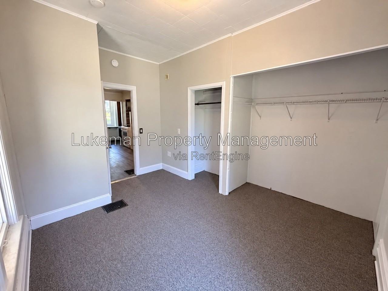 720 Village St #2 - Photo 6 of 9