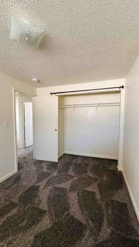 105 Skyline Dr Apt A - Photo 6 of 10