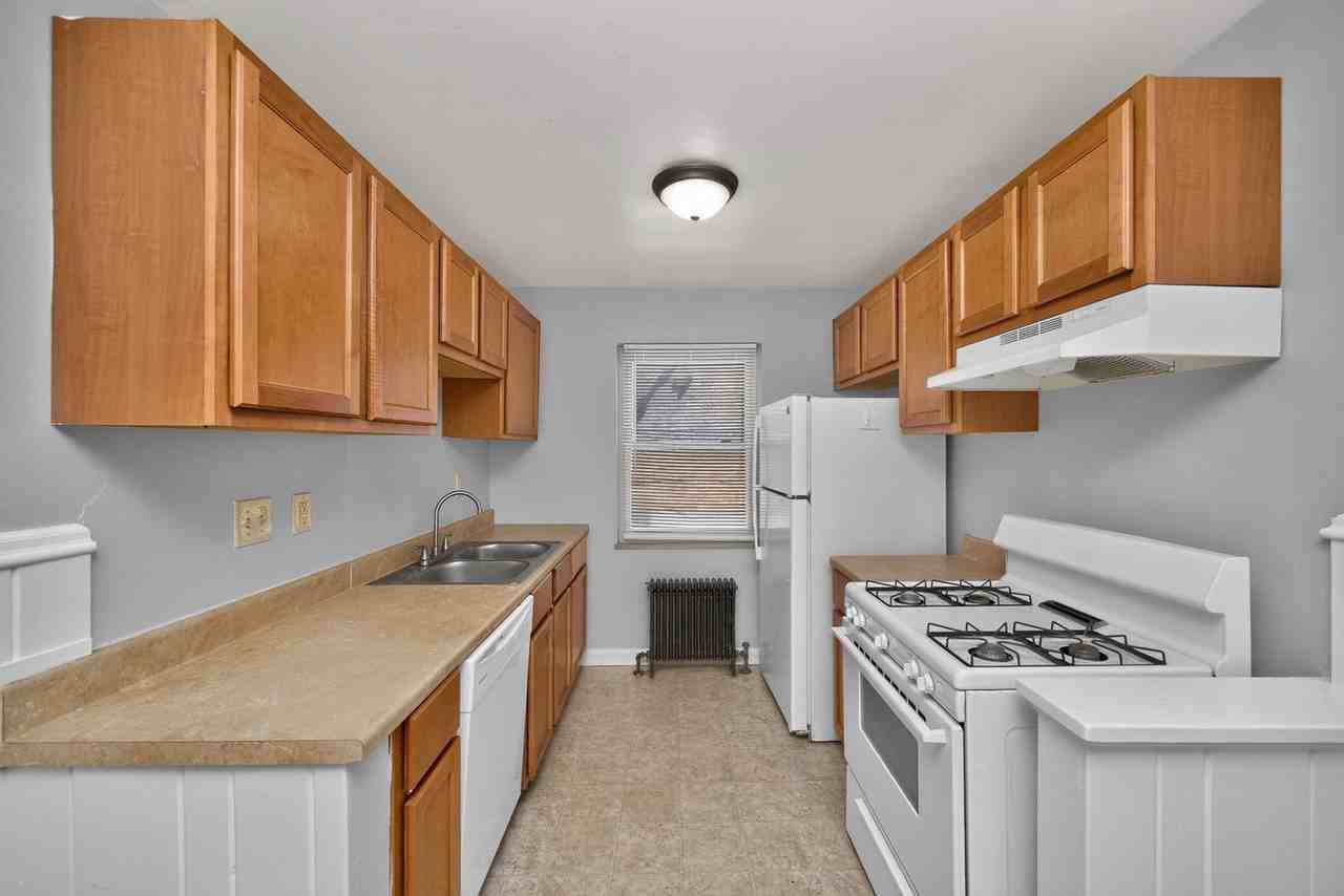 2361 Ravine St #6 - Photo 2 of 16