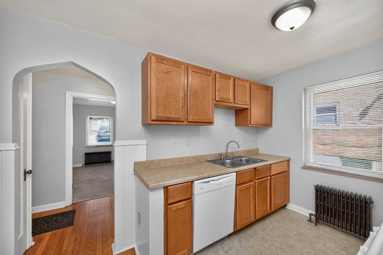 2361 Ravine St #6 - Photo 3 of 16