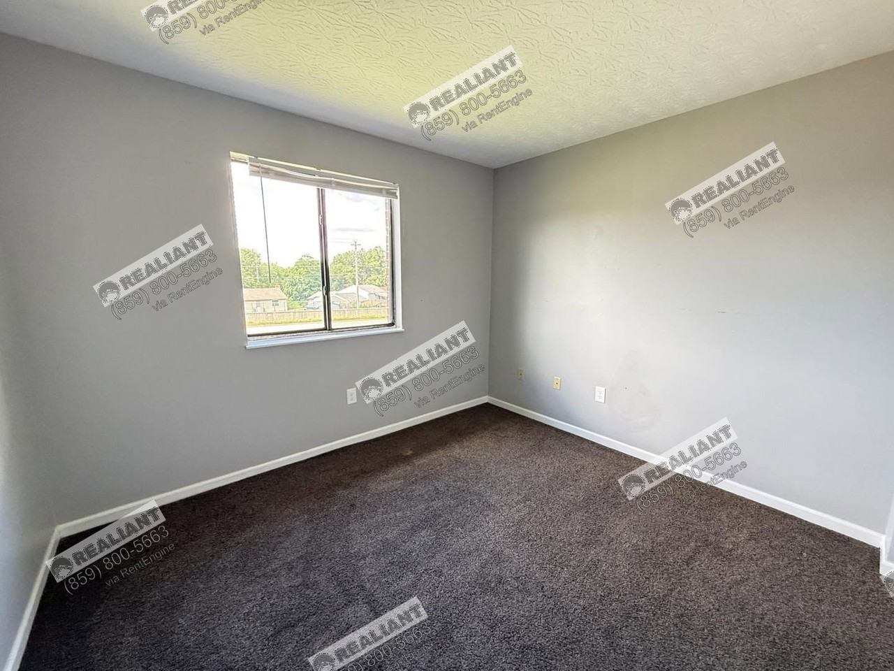 908 Amhurst Drive - Photo 7 of 12