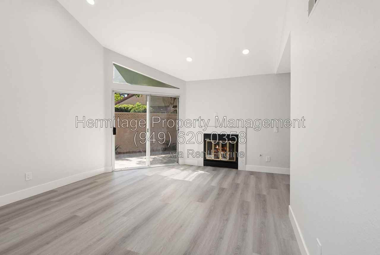 74 Stanford Ct #37 - Photo 3 of 28