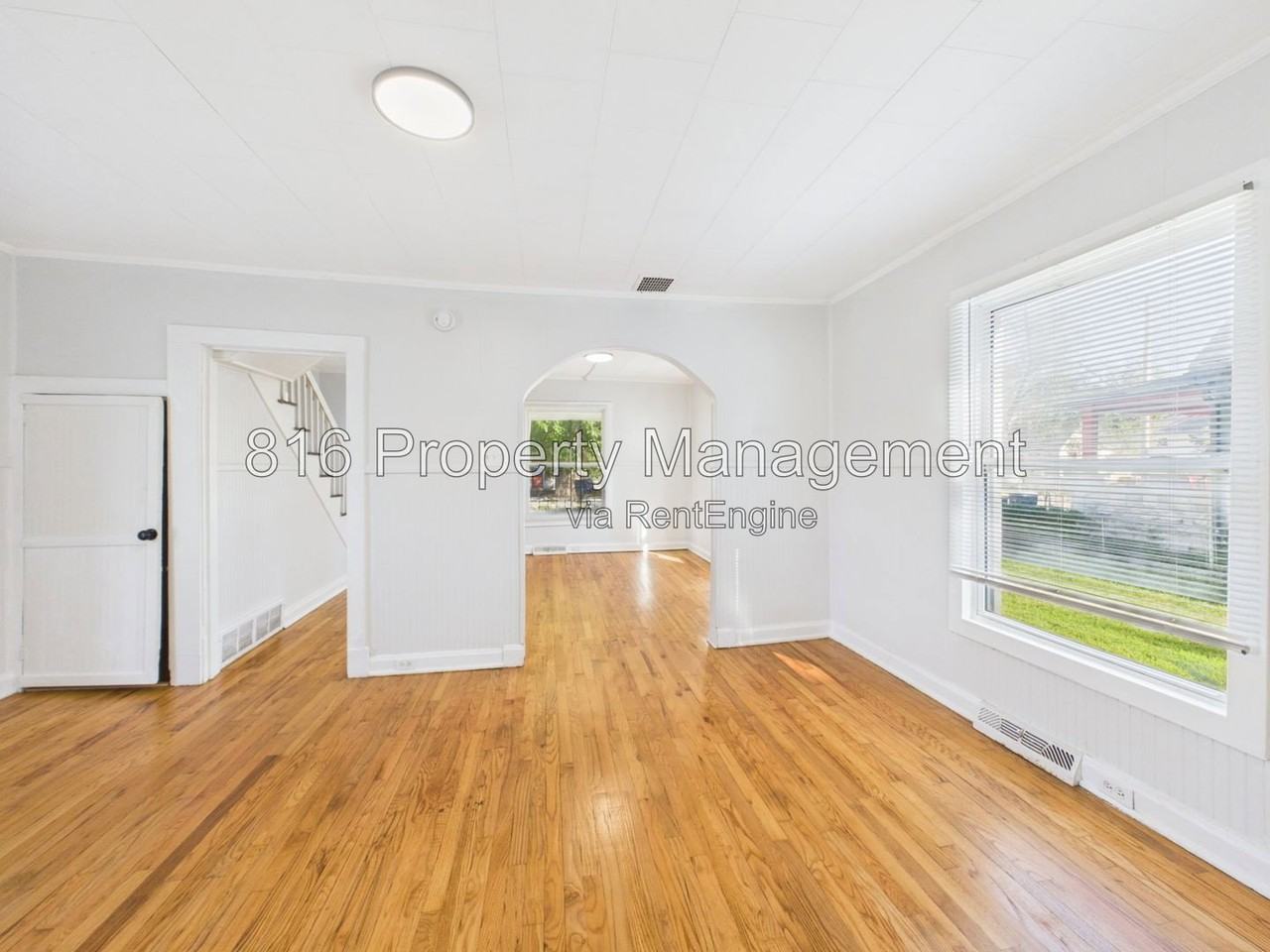 836 N Montgall Ave - Photo 5 of 29