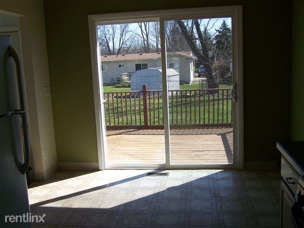 3427 Radford Dr - Photo 3 of 4