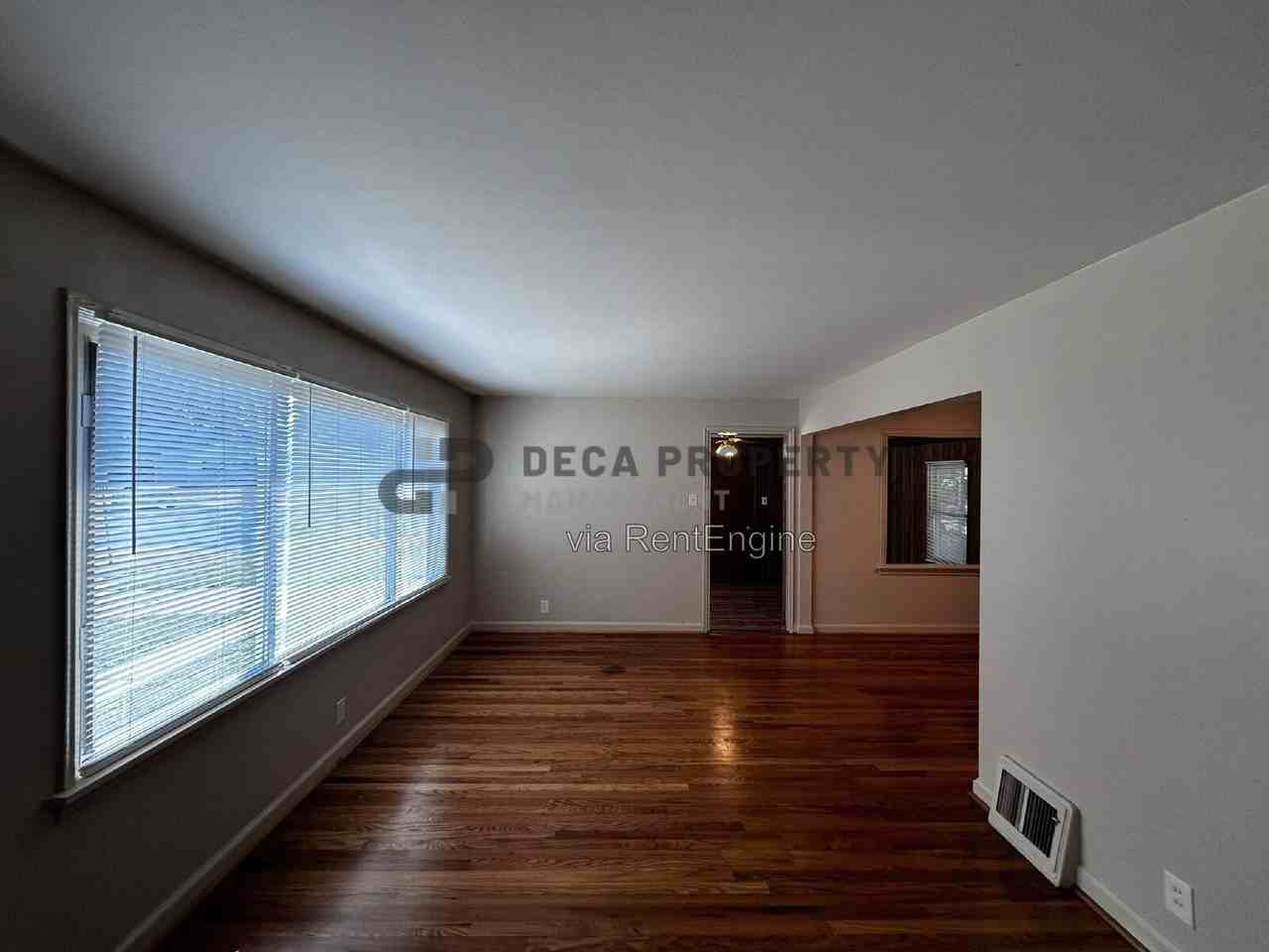 10205 Cabot Dr - Photo 2 of 16