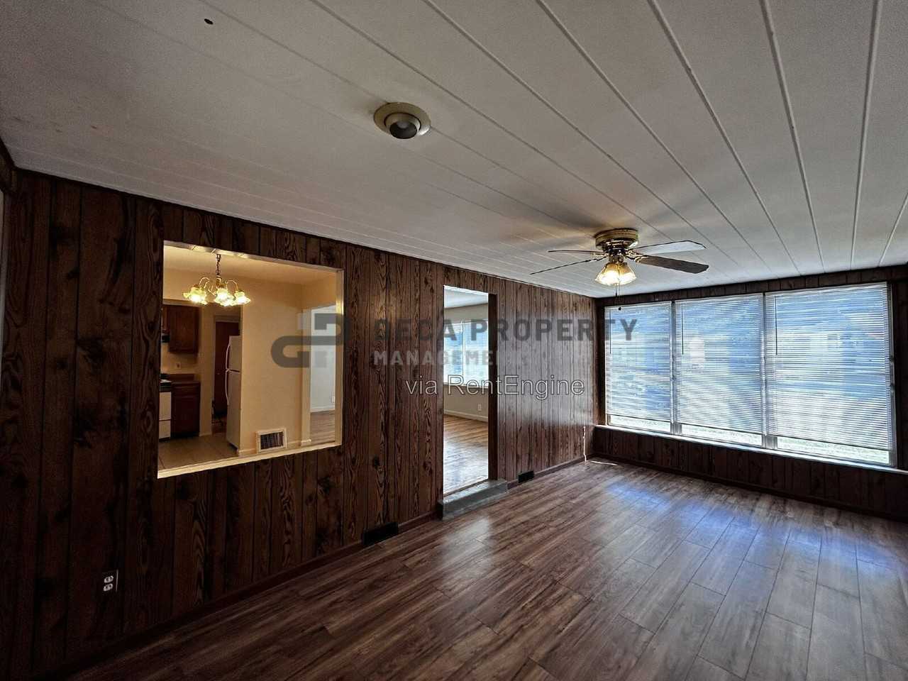 10205 Cabot Dr - Photo 6 of 16