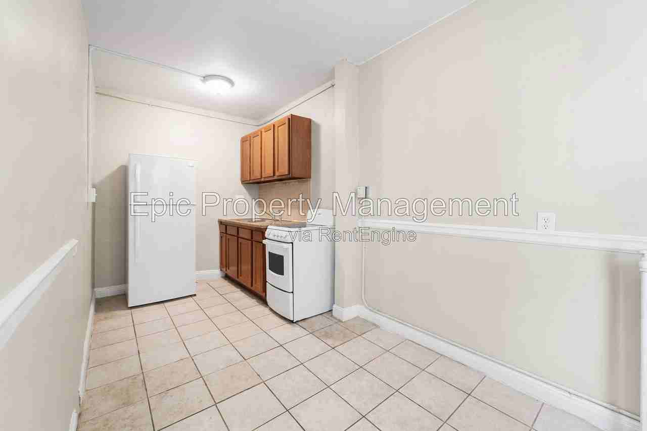 7100 Freda St #205 - Photo 2 of 8