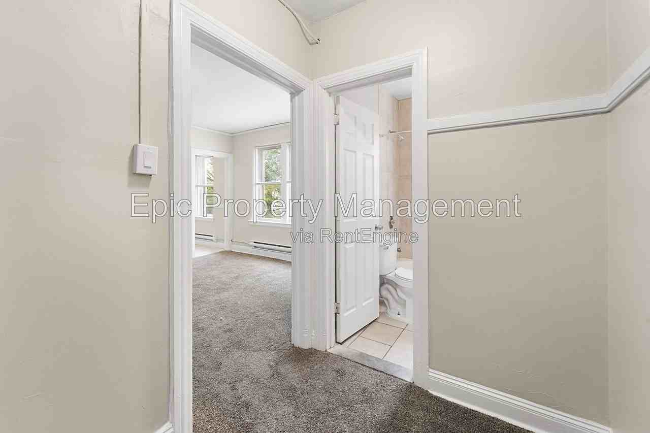 7100 Freda St #205 - Photo 6 of 8