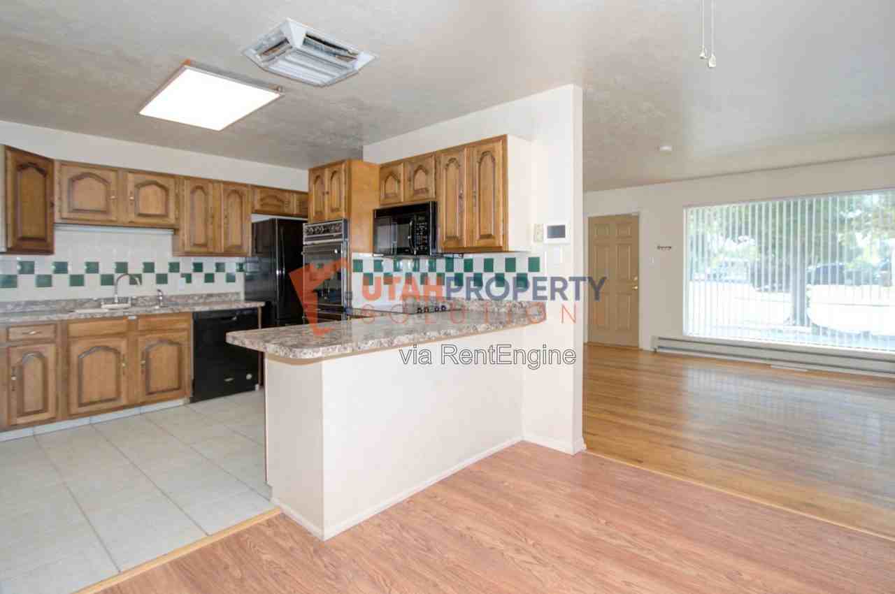 1532 W Dupont Ave - Photo 5 of 21