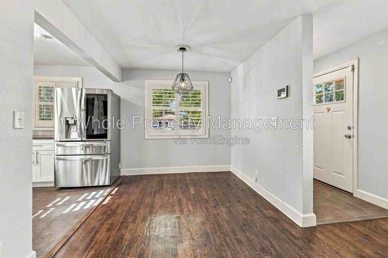 2844 W 1st Ave - Photo 6 of 24