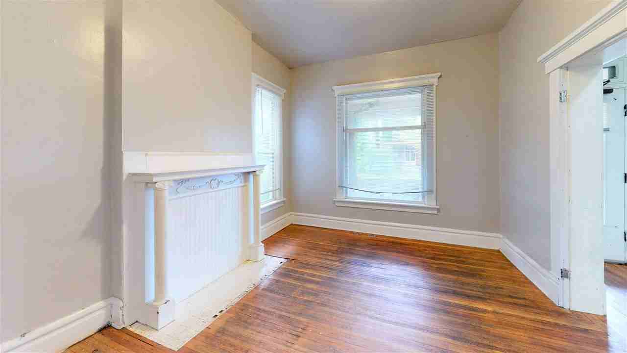 206 W 8th Ave - Photo 2 of 15