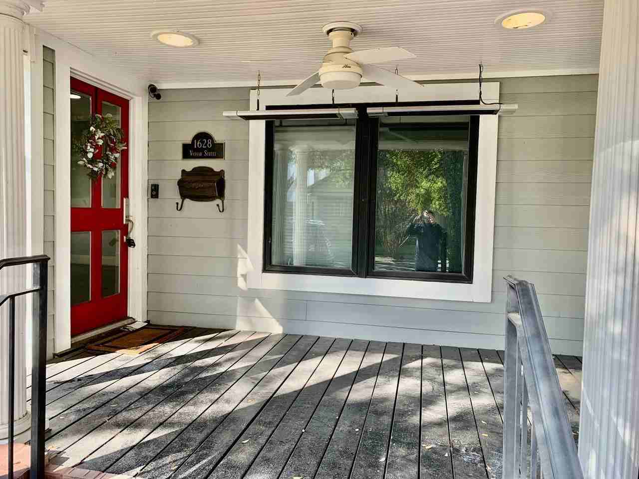 1628 Vassar St - Photo 2 of 25