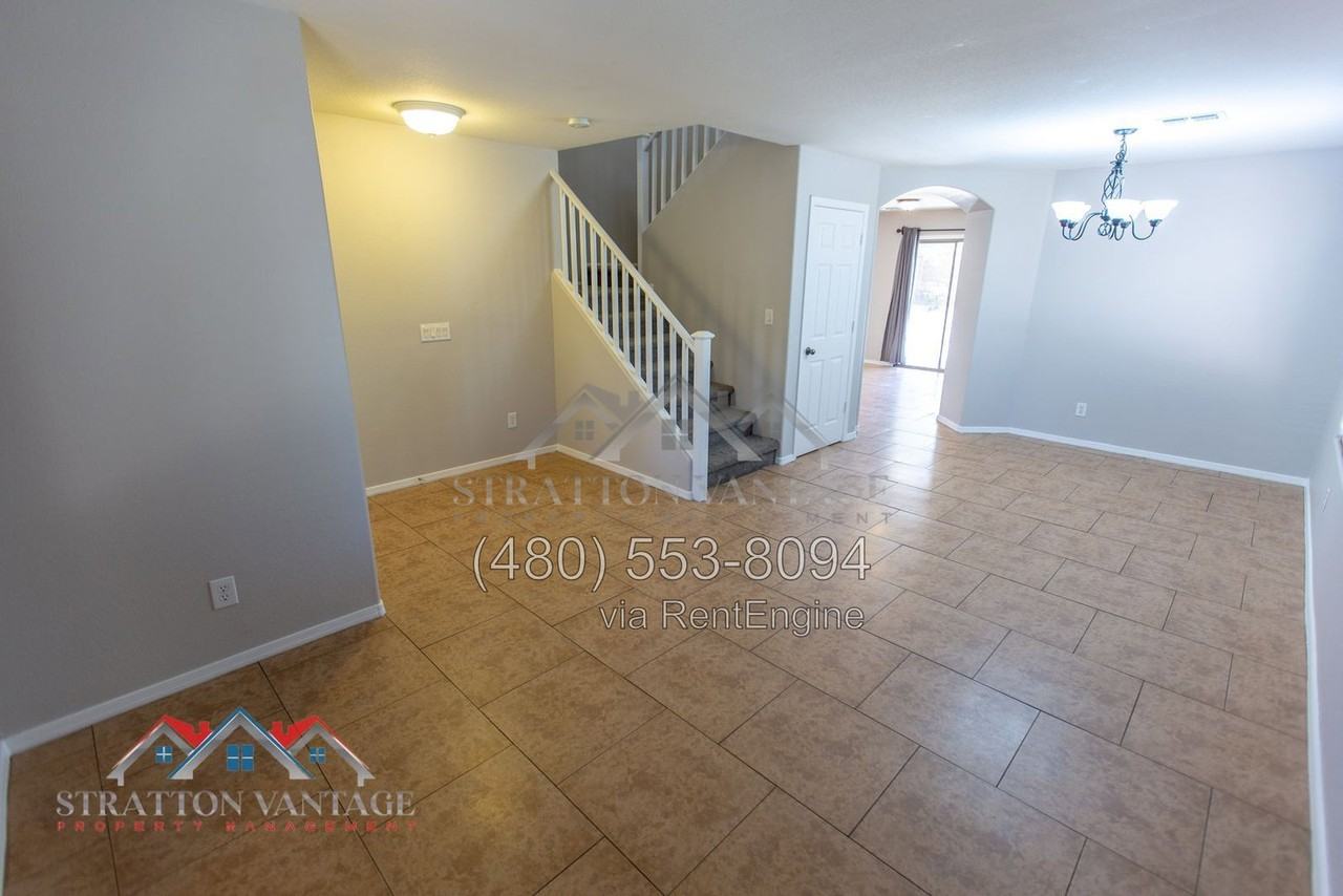 42271 W Colby Dr - Photo 7 of 50