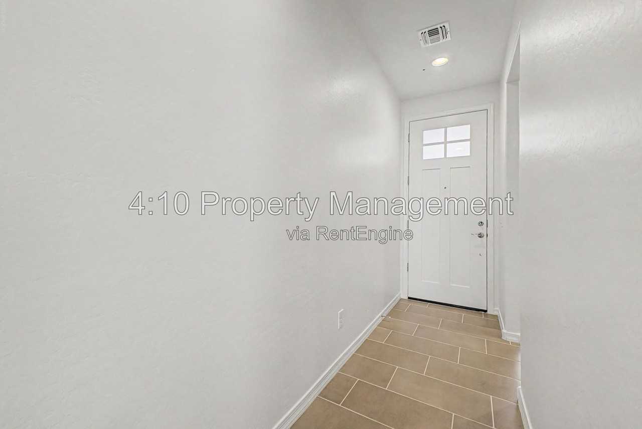4433 E Rock Daisy Ln - Photo 7 of 38