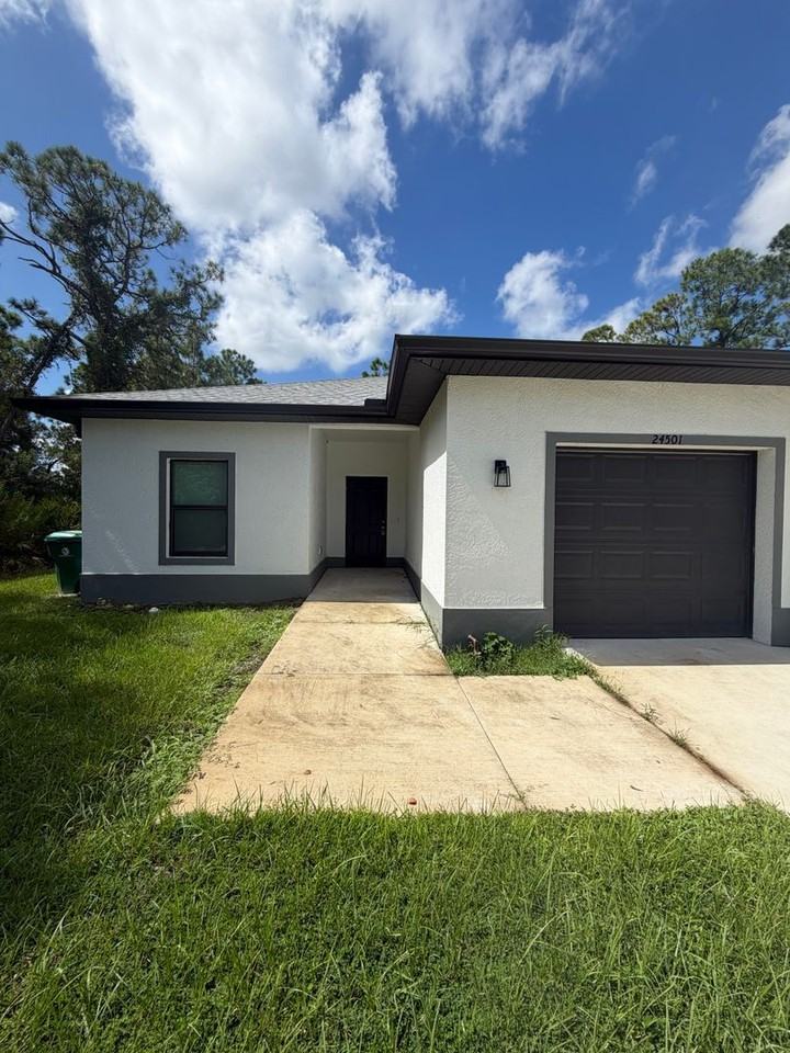 24501 Zephyr Ct - Photo 2 of 27