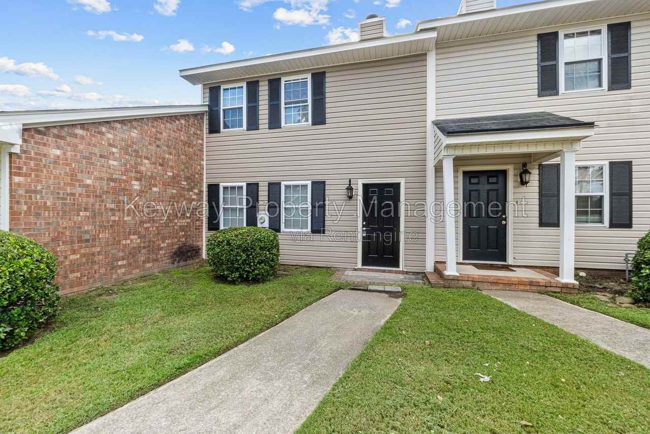 3930 Almon Dr - Photo 5 of 22