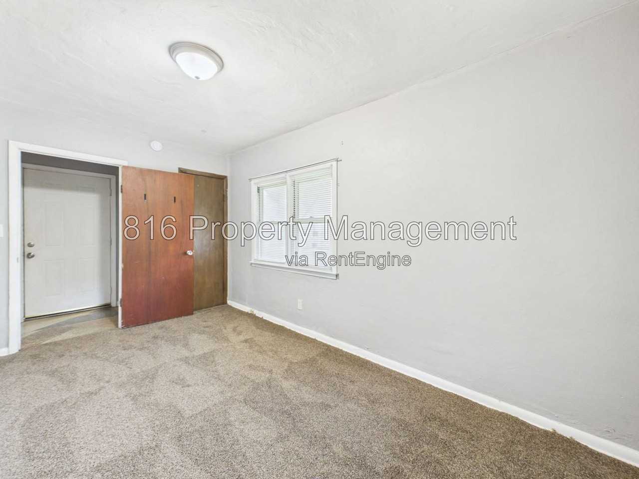 426 Wabash Ave #C - Photo 3 of 22