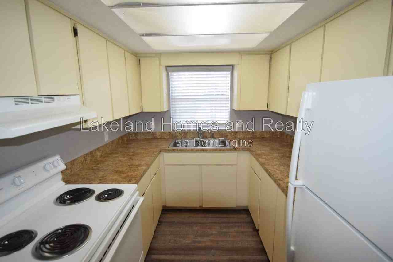 1005 S New York Ave #5 - Photo 6 of 13