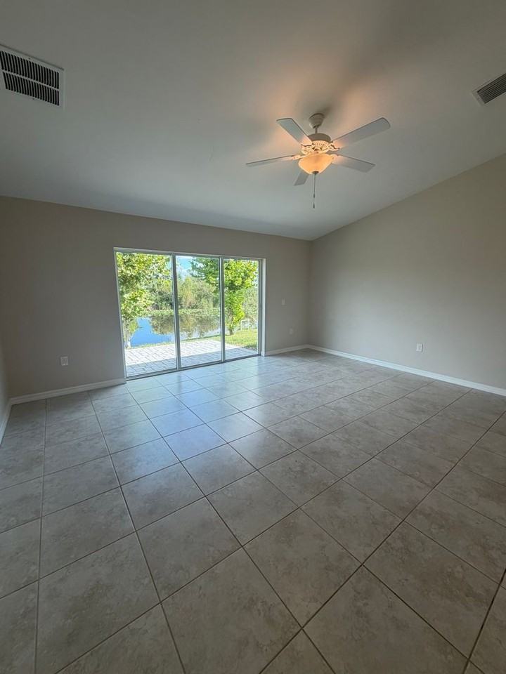 519 Nw 14th St - Photo 6 of 25