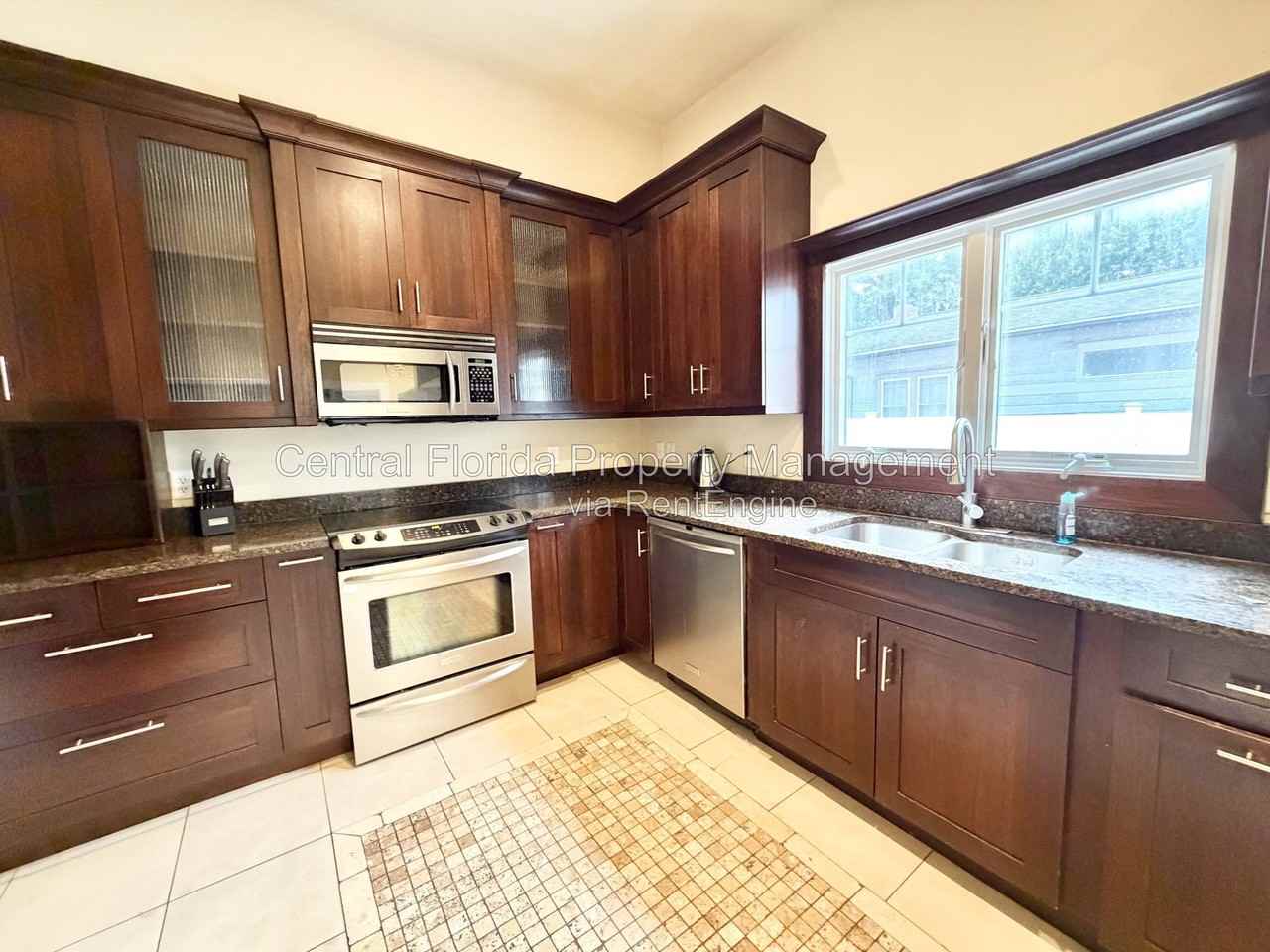 2223 Amherst Ave #1 - Photo 5 of 20