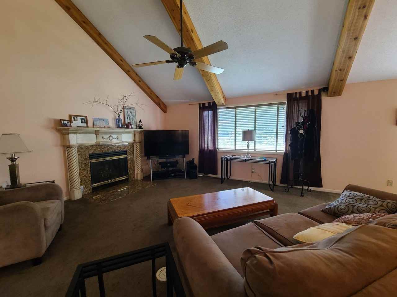 3123 Lakeshore Dr - Photo 4 of 15