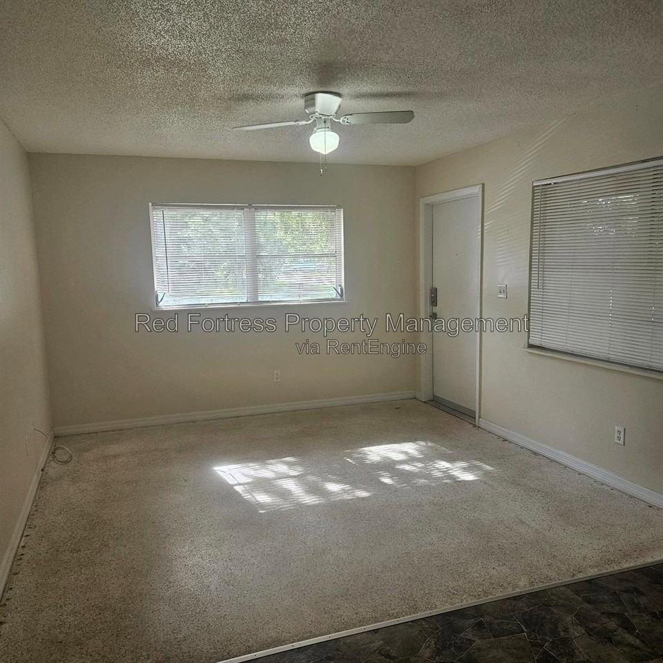 2518 Jackson St - Photo 5 of 5