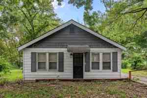 featured image of 10030 Bon Oak Dr