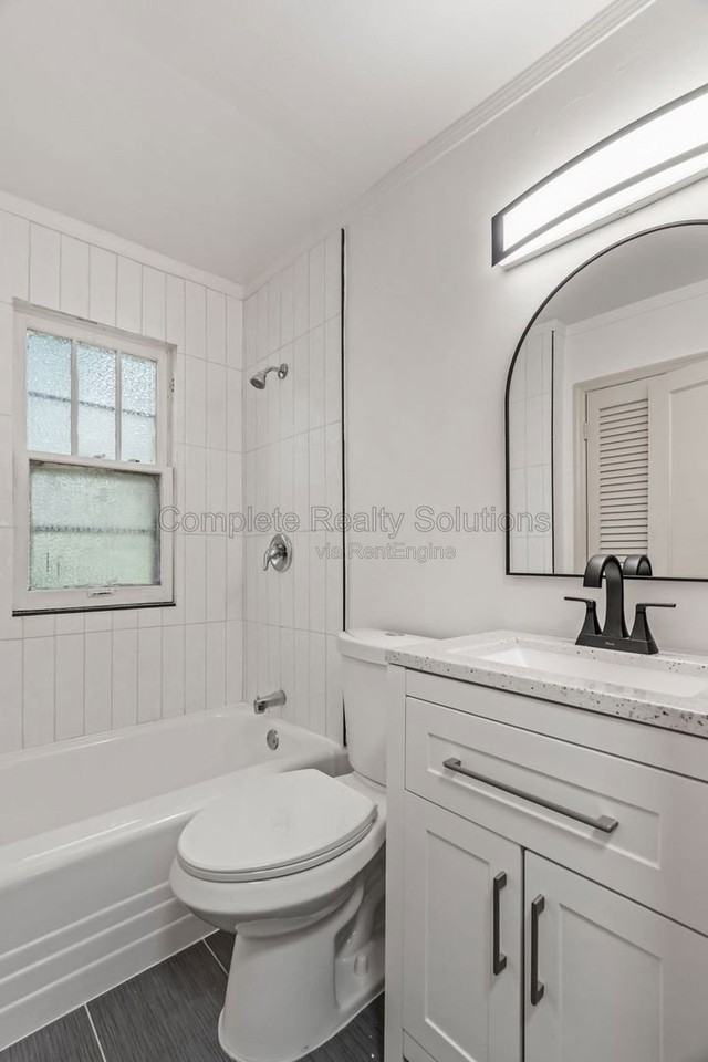 10030 Bon Oak Dr - Photo 5 of 29
