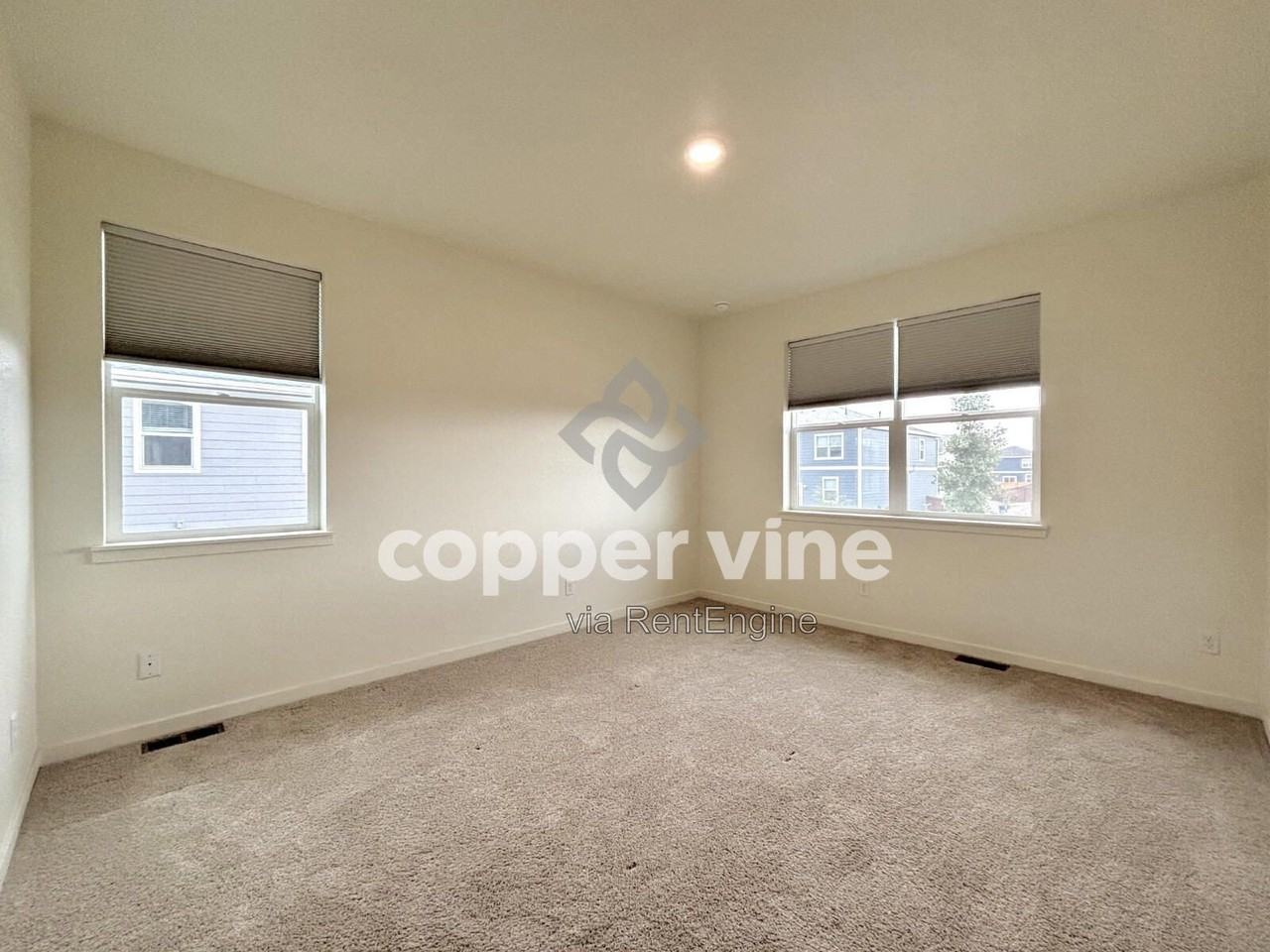 429 Bluebird Rd - Photo 7 of 23