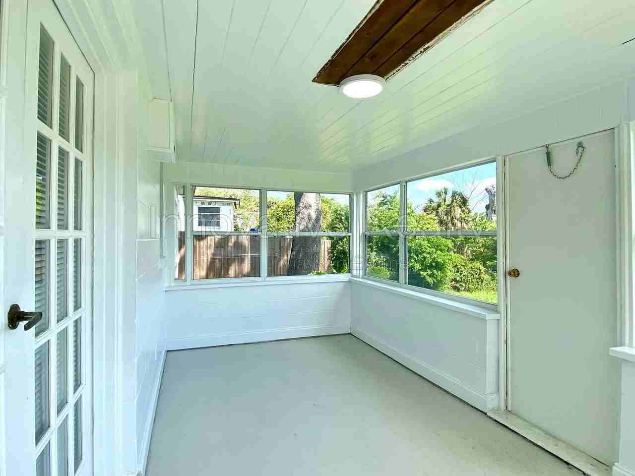 311 Lake Annie Dr - Photo 5 of 23