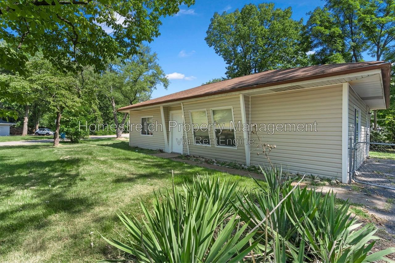 11948 Bridgevale Ave - Photo 4 of 28
