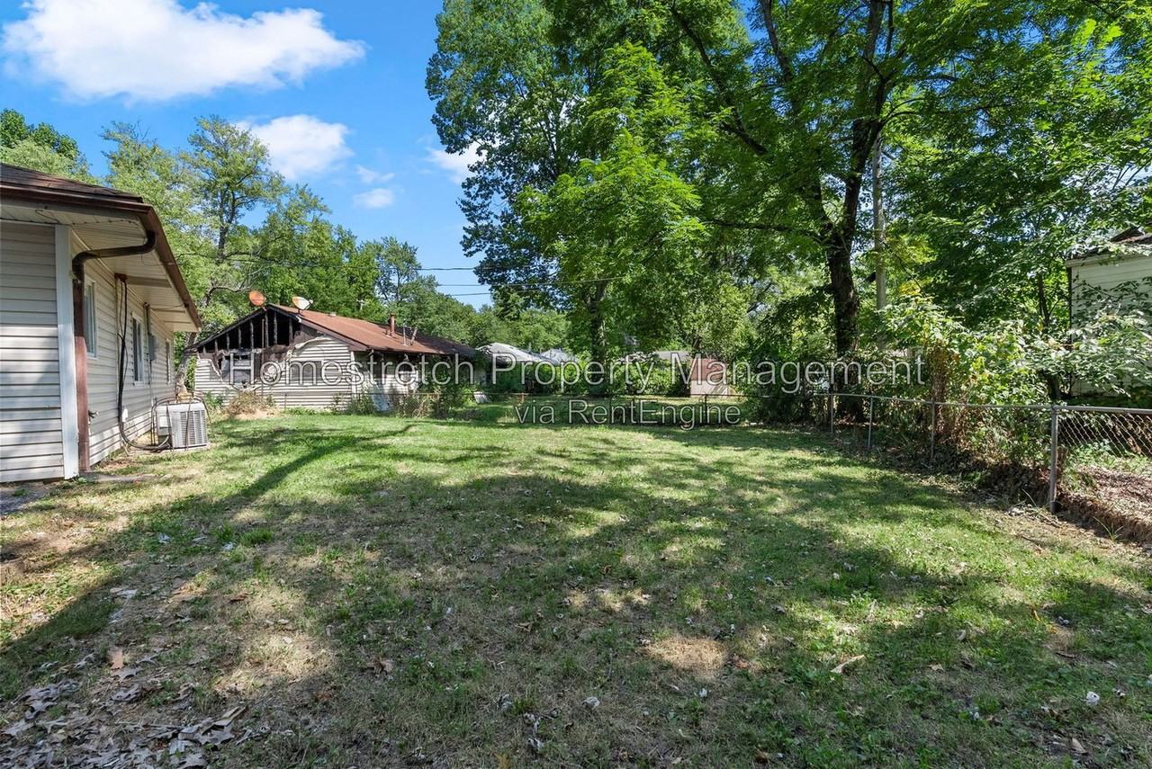 11948 Bridgevale Ave - Photo 6 of 28