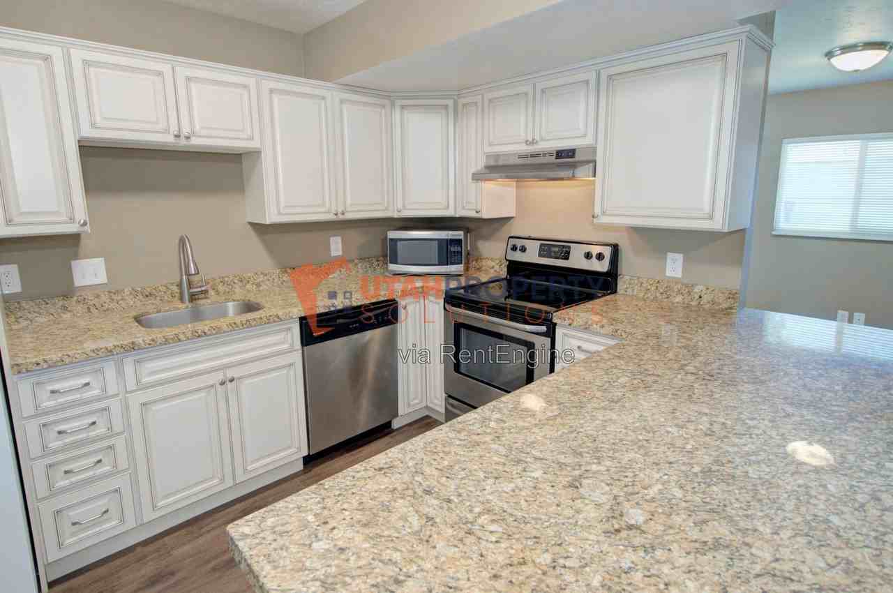 7290 S Racquet Club Dr - Photo 6 of 19