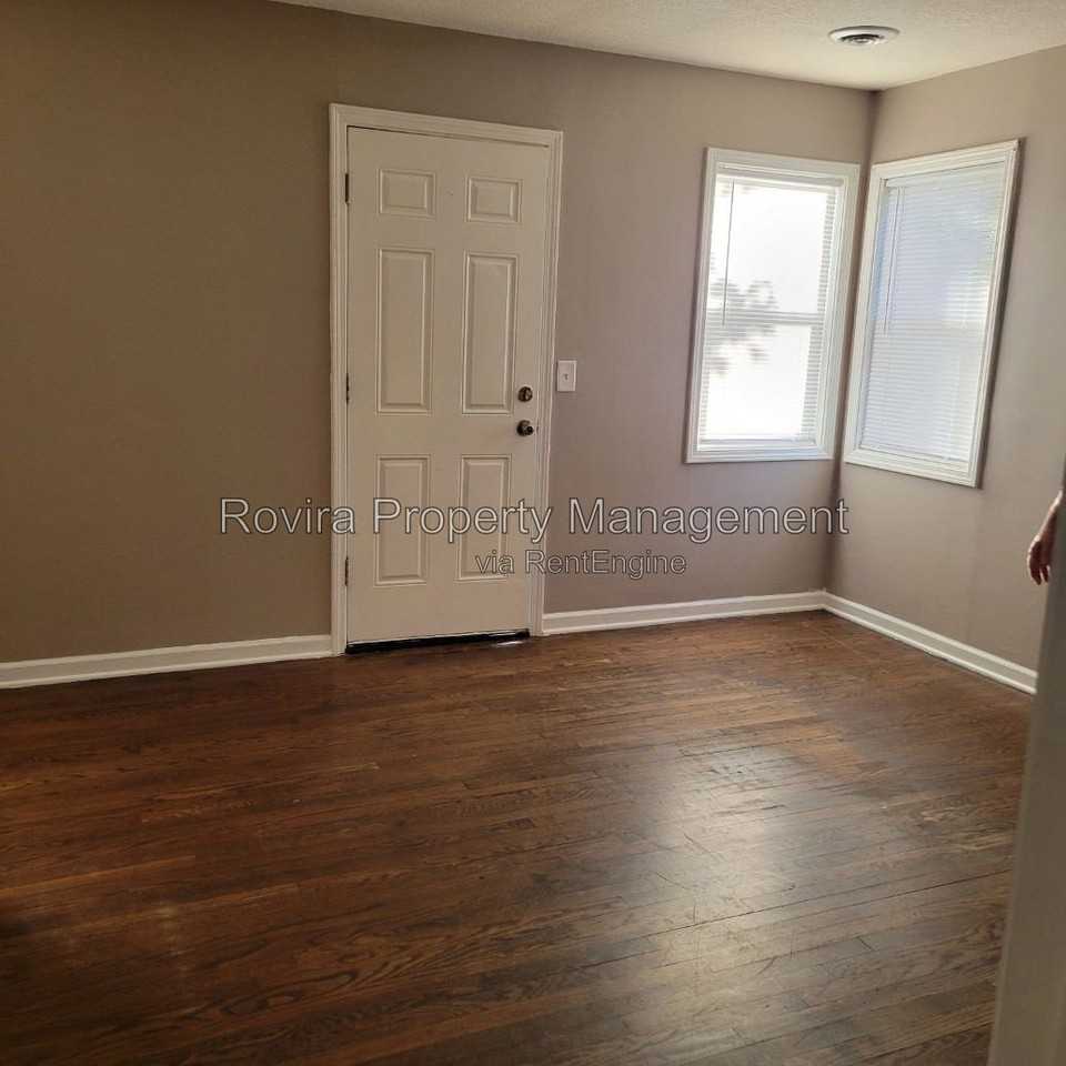 239 N Glenwood Ave #239 - Photo 7 of 9
