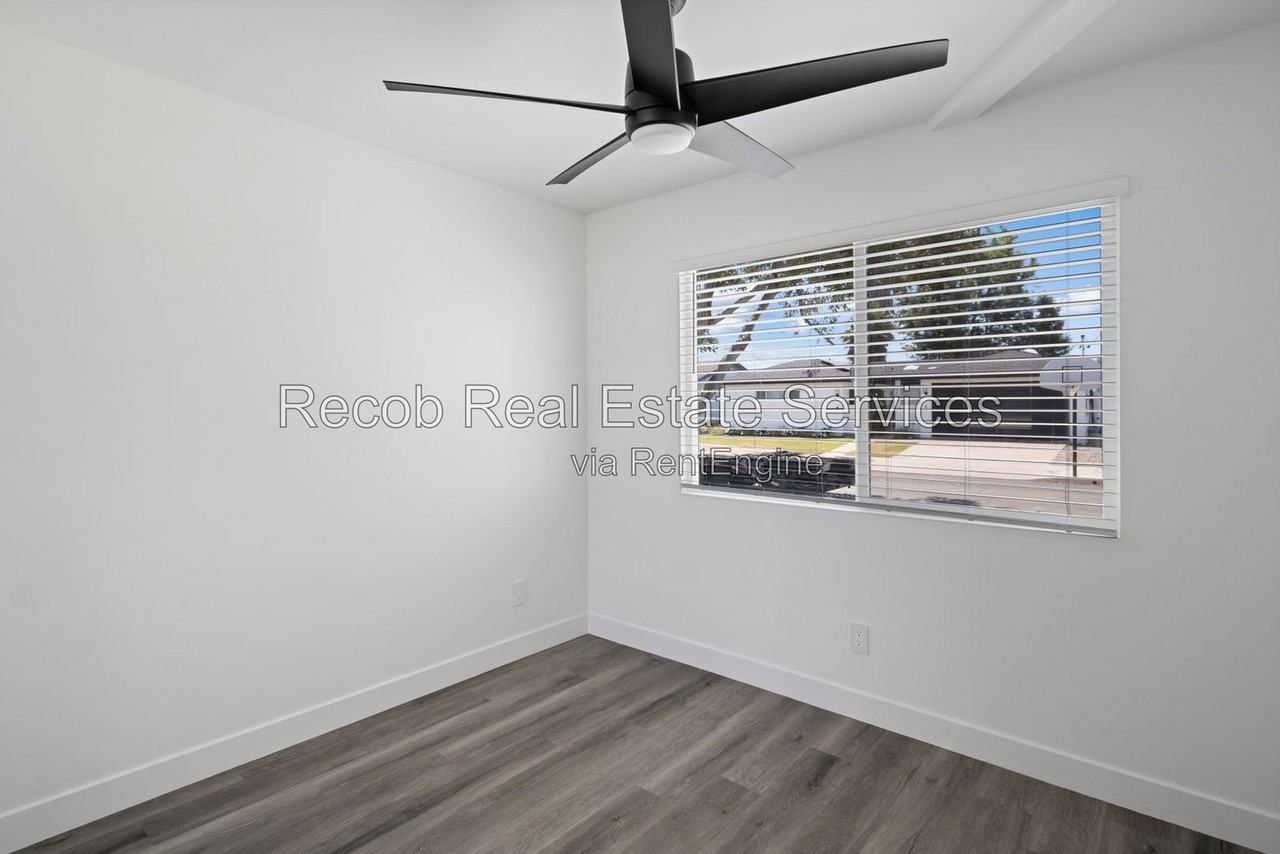 6644 Rockglen Ave #6634 - Photo 7 of 17