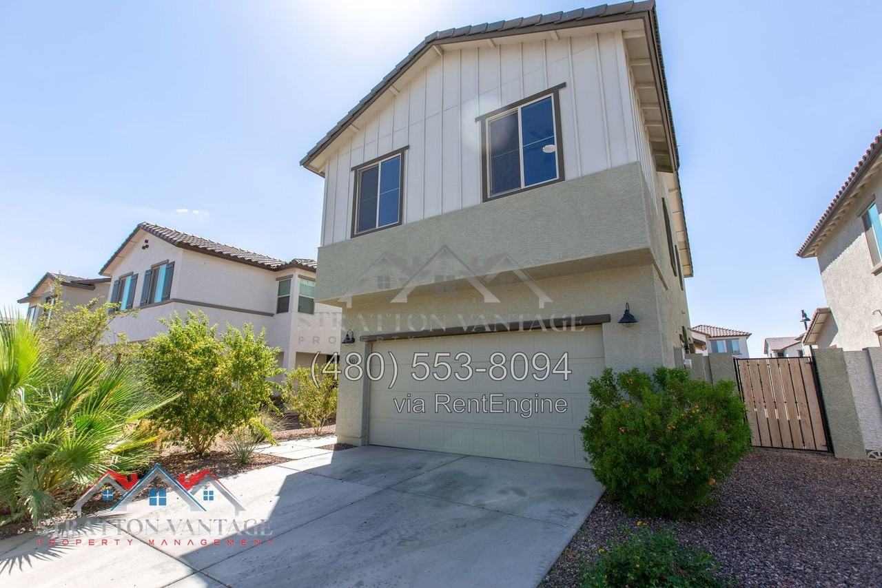 1033 S 150th Dr - Photo 2 of 49