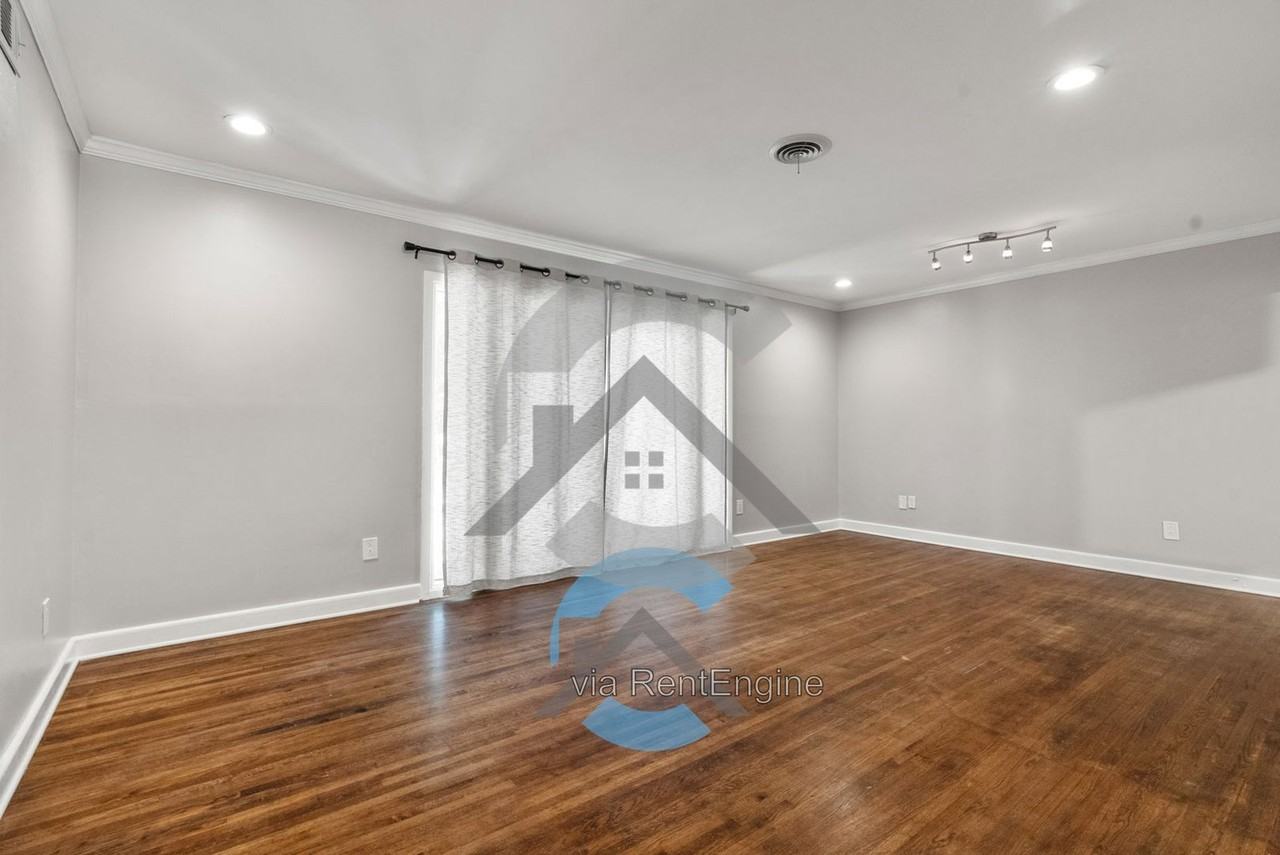 6214 H St - Photo 7 of 14