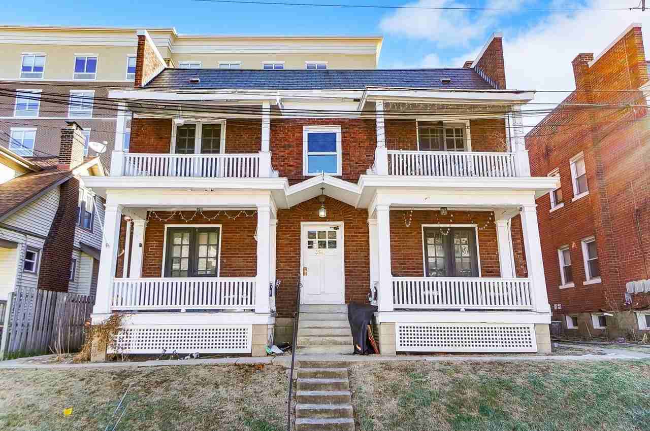 3640 Besuden Ct #5 - Photo 2 of 22