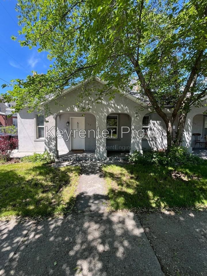 153 E 200 S - Photo 2 of 9