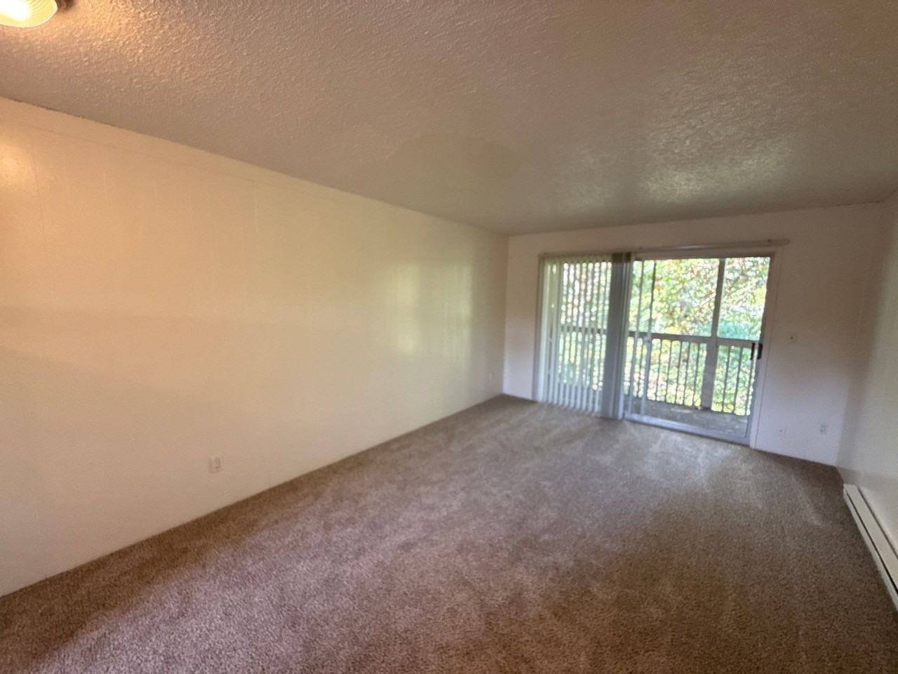 528 Sw Levens St #19 - Photo 2 of 16